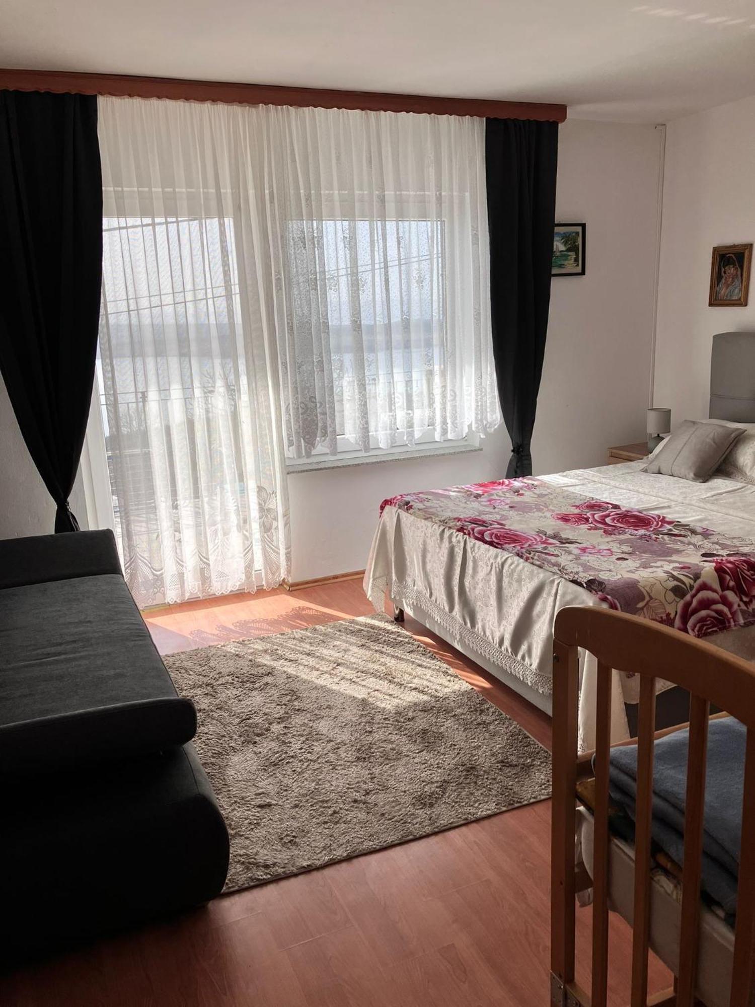 Ferienwohnung App Martina Dramalj Exterior foto