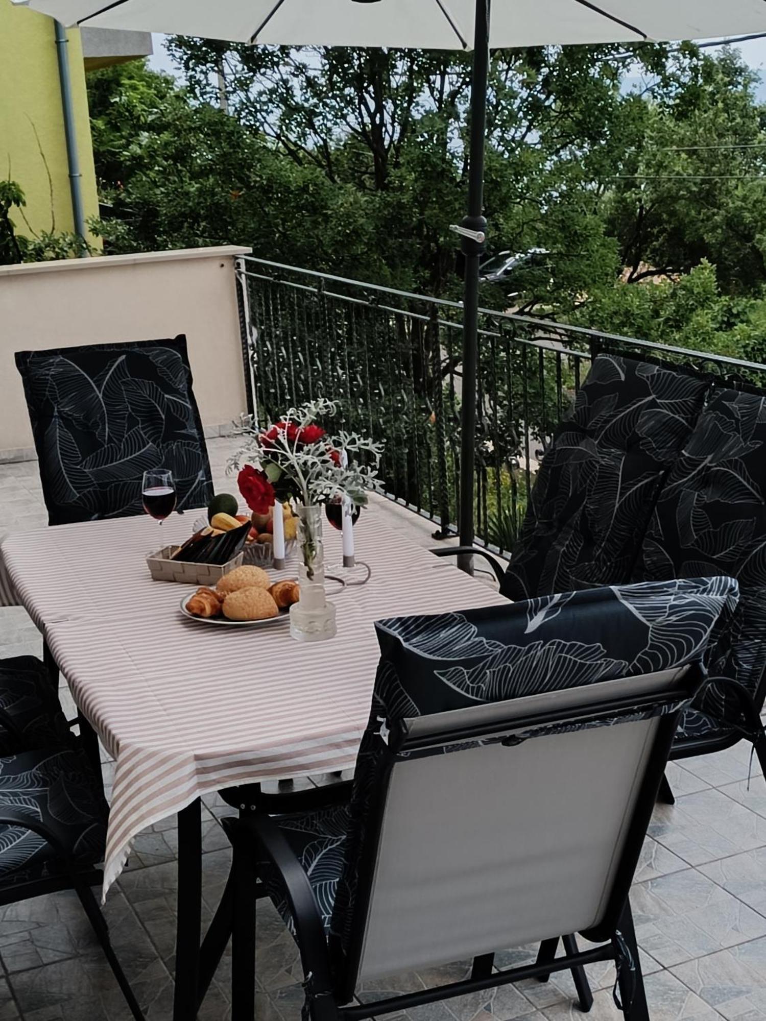 Ferienwohnung App Martina Dramalj Exterior foto